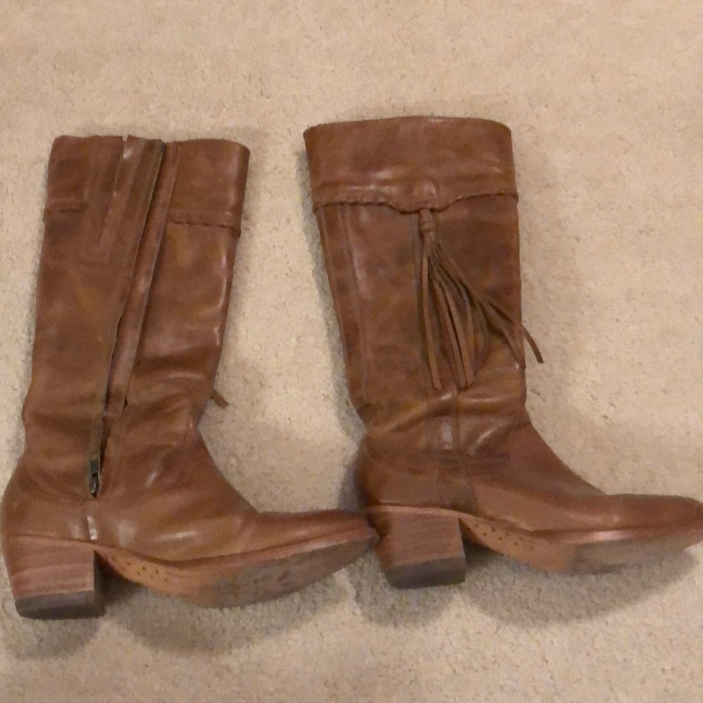 Ariat Tan tall boots